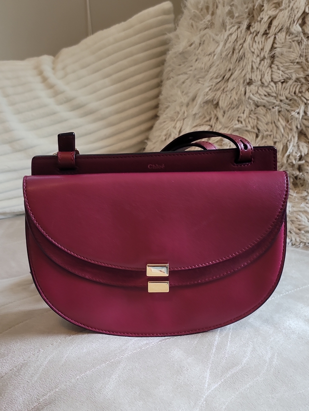 Chloé Georgia Saddle Bag In Burgundy